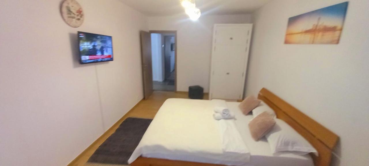 33 Coquette Apartment Baia Mare Luaran gambar